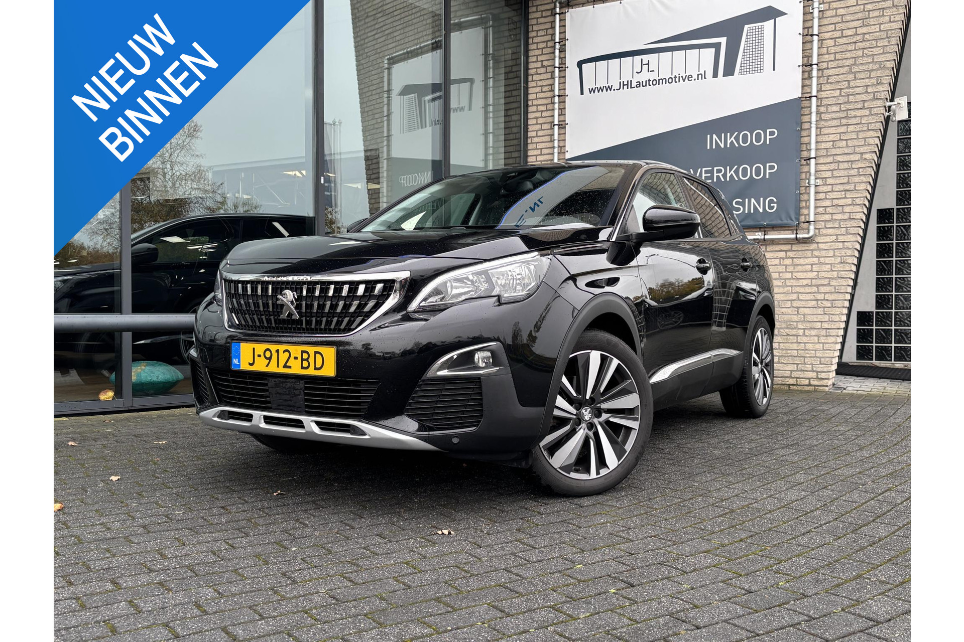 Peugeot 3008 1.2 PureTech Blue*ECC*HAAK*NAVI*CAM*CARPLAY